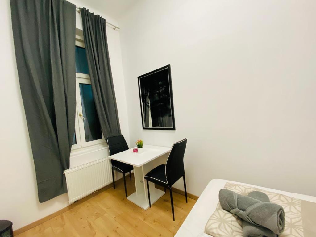 Quad-Room Near Prater Stern เวียนนา ภายนอก รูปภาพ